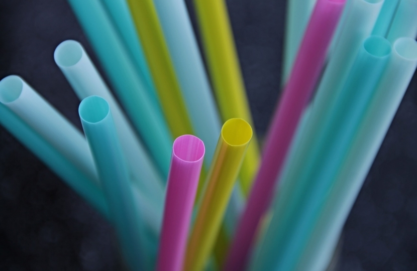 straws 